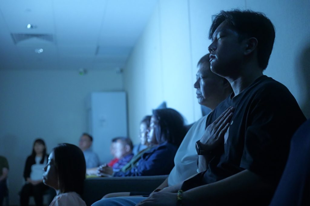 What to Bring to Meditation Class